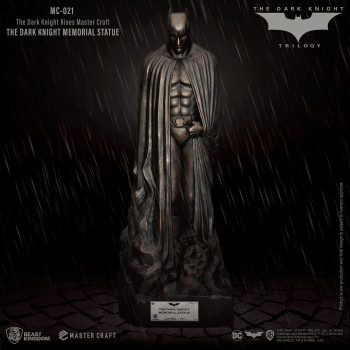 DC Master Craft : The Dark Knight Rises - The Dark Knight Memorial Statue (MC-021)